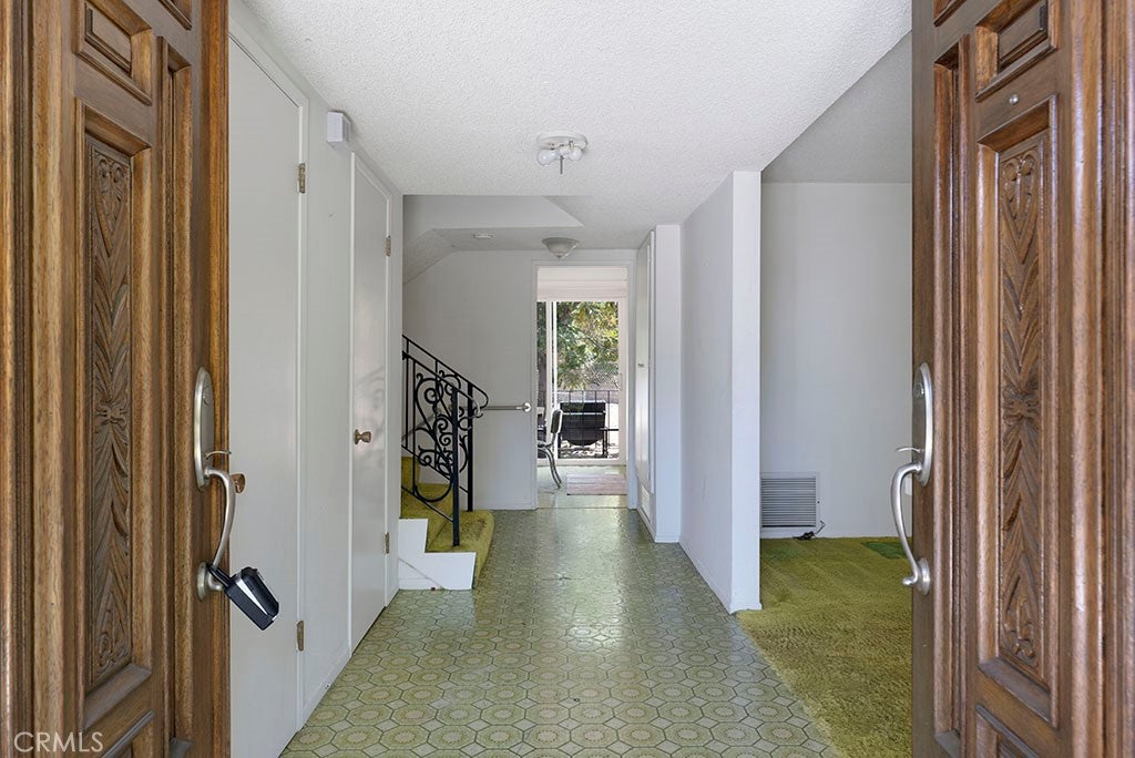 10568 Des Moines