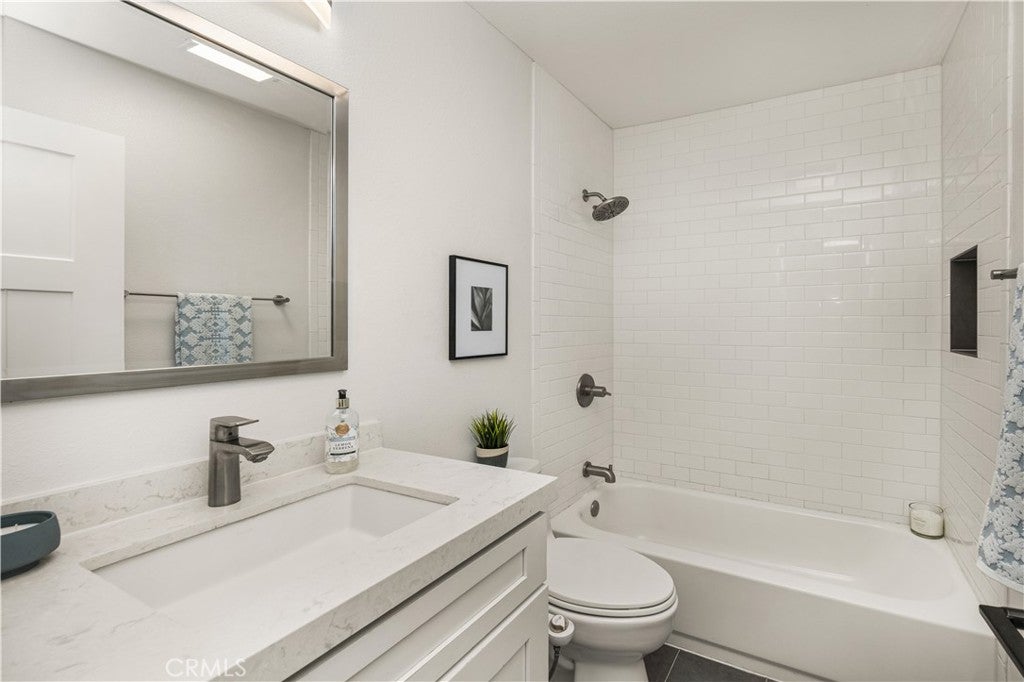 32 Acorn 15, Irvine CA 92604 - Photo 9