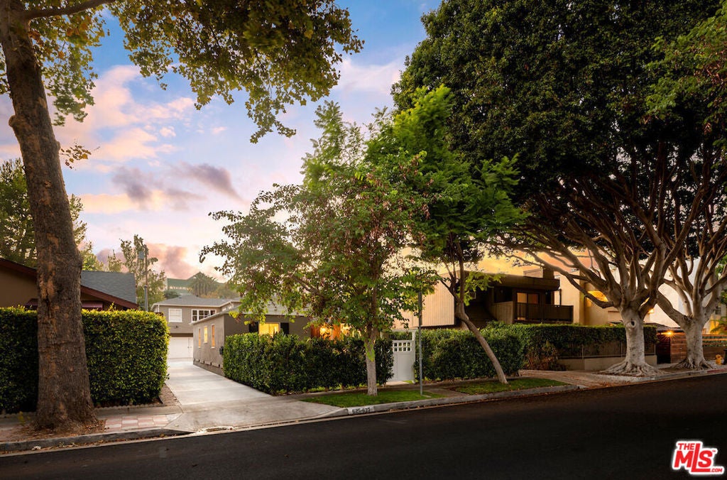 625 Westmount Drive