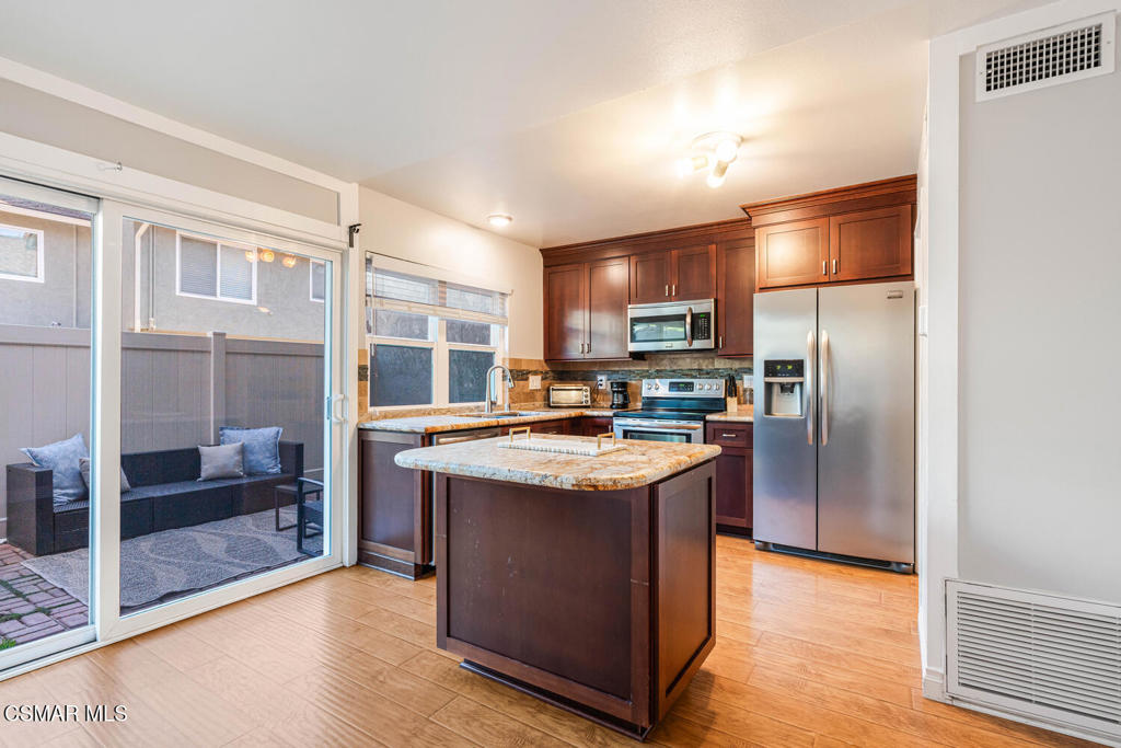 Wildwood Condos-333 - 1003202 - Residential