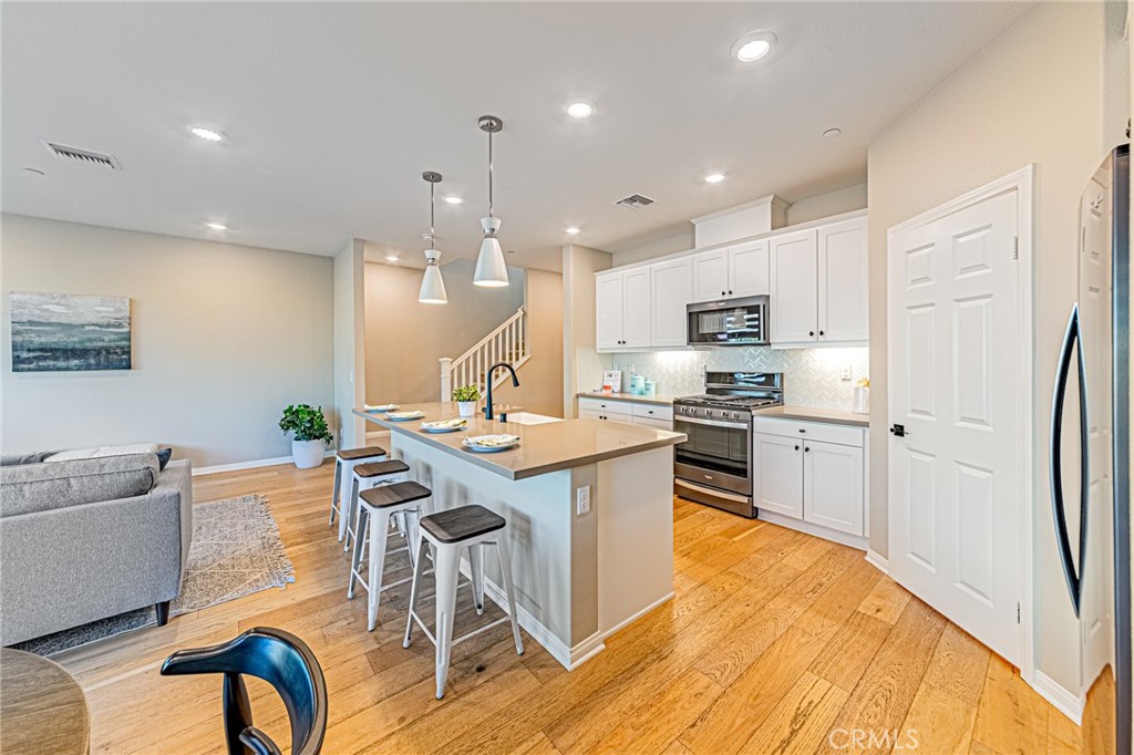 1705 Almond Tree