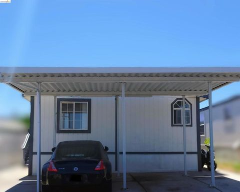 Photo of 55 Pacifica Ave. Ave, Bay Point, CA 94565 (MLS # 41134837)
