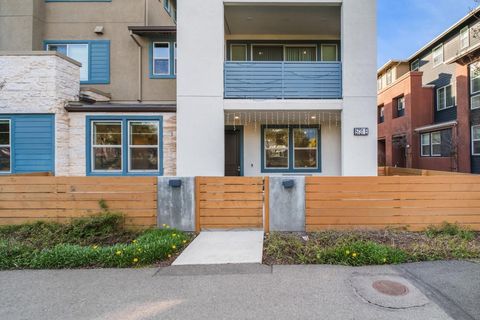 Photo of 5731 Greige Cir Cir #E, Dublin, CA 94568 (MLS # 41121542)