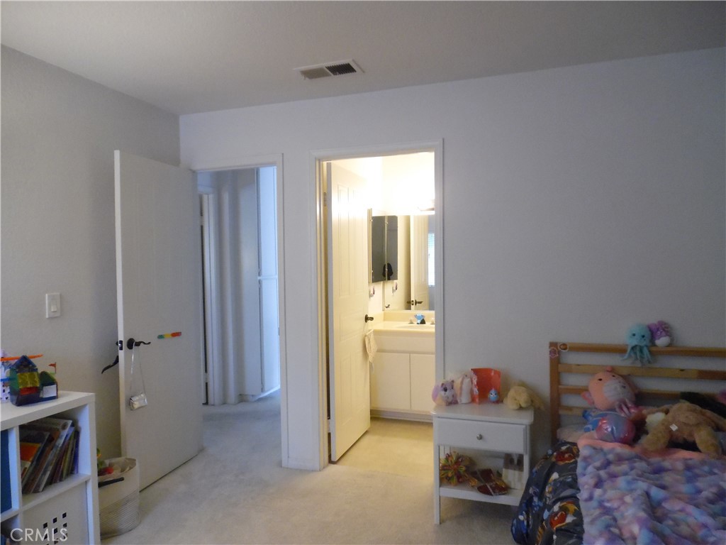 Indian Oaks ATT (220) - Residential