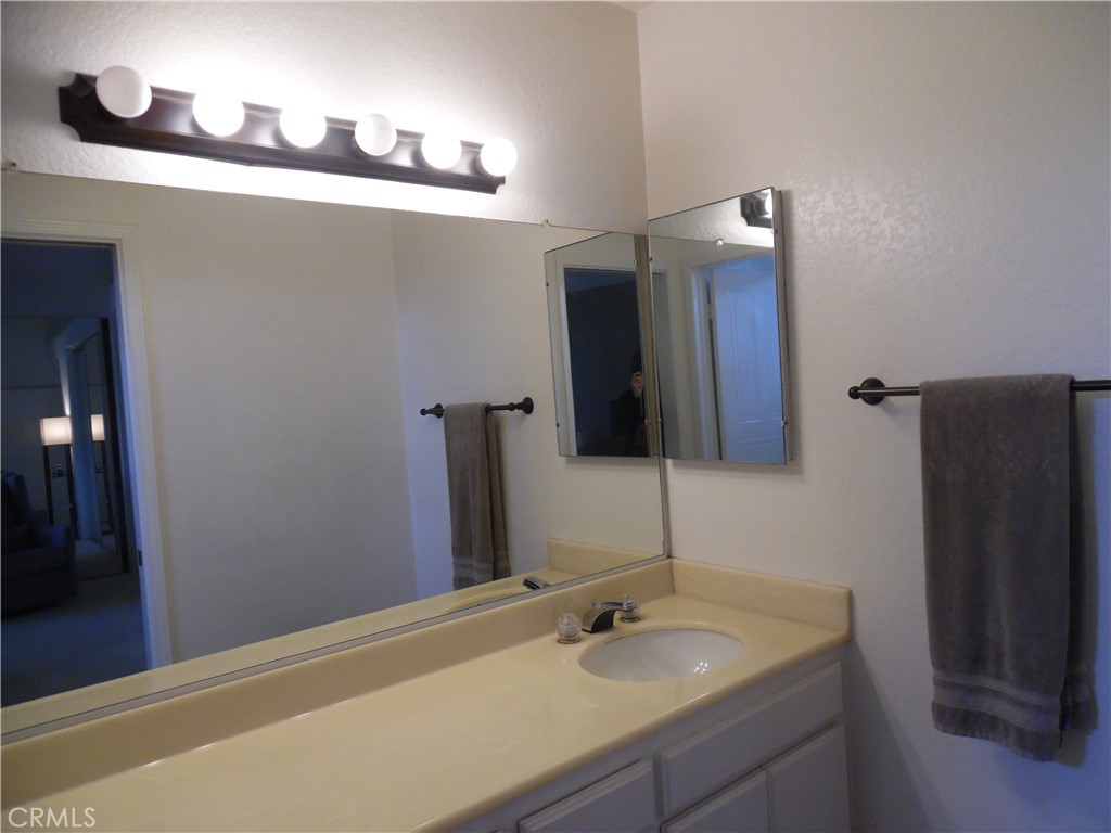 Indian Oaks ATT (220) - Residential