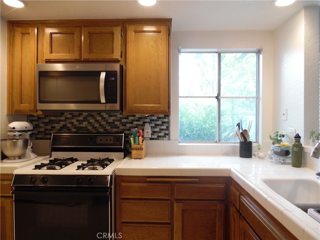 Indian Oaks ATT (220) - Residential