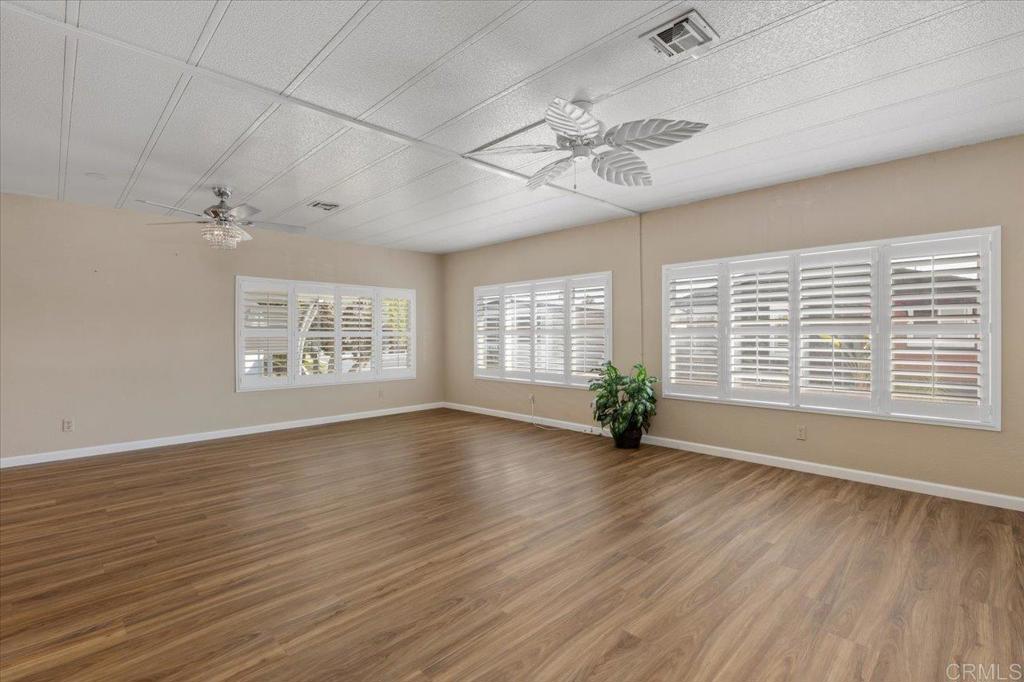 3535 Linda Vista Drive 193