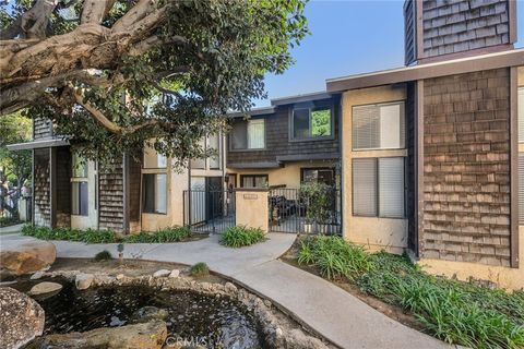 3659 Country Club Dr C Long Beach CA 90807