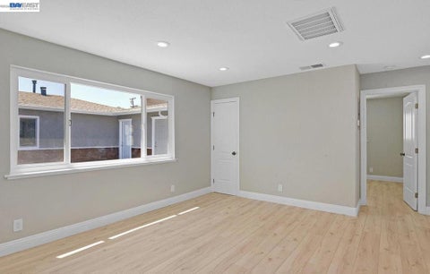 Tiny photo for 1631 Frisbie Ct CT, Concord, CA 94520 (MLS # 41151580)