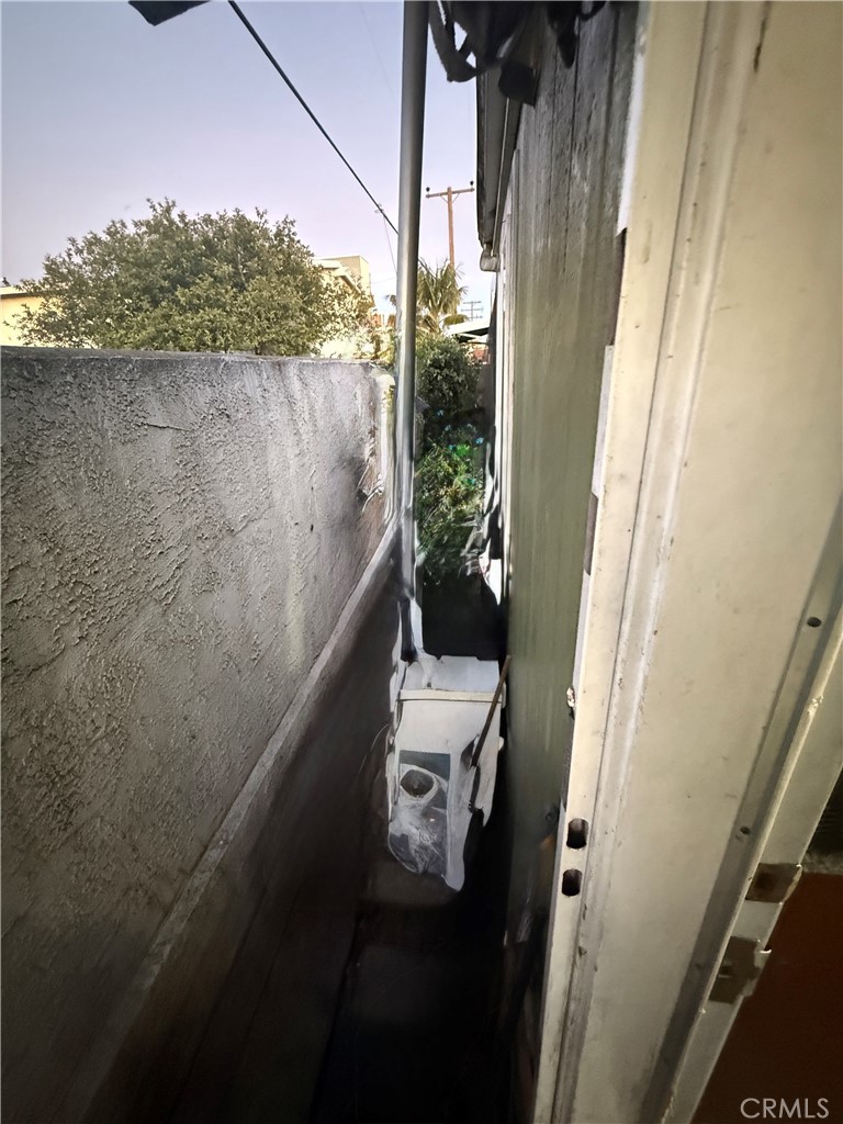 2191 Harbor Boulevard 3