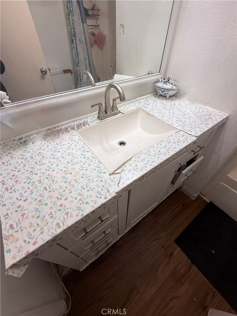 2191 Harbor Boulevard 3