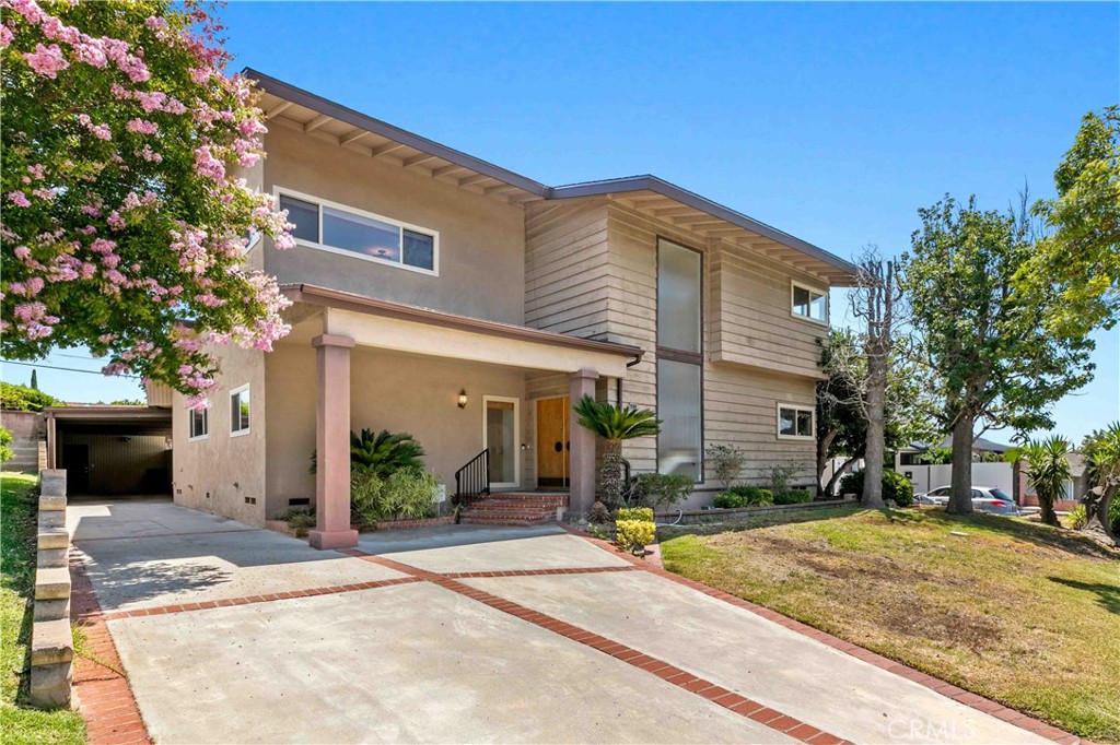 Cosmetic Fixer. 2887 SQFT with Pool. 5 bedrooms, 4 Bathrooms, Burbank hills, above Glenoaks, Kenneth block. Best Burbank schools. Excellent floor plan, The living room features a cozy fireplace and seamless glass sliding doors that open directly to a backyard pool. Enjoy relaxing views of the pool right from the living area. A long driveway provides ample parking for multiple vehicles, and there's a handy storage shed at the rear of the property. Kitchen is equipped with granite countertops and wooden cabinetry. On the first floor, you'll find two generously sized bedrooms, including a primary suite that opens directly to the pool area, another two large bedrooms on second floor. Fix & live in it or flip it for a profit.