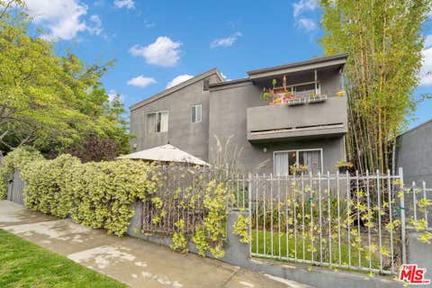Photo of 2714 Auburn Street #6, Los Angeles, CA 90039 (MLS # 26872053)