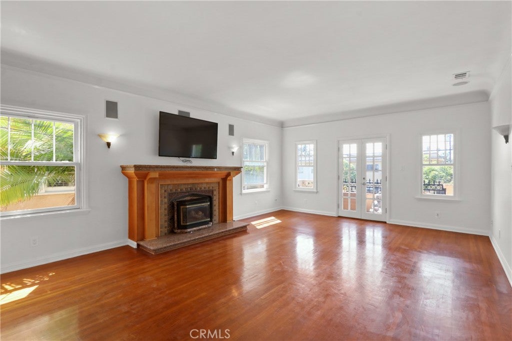 1131 E 2nd