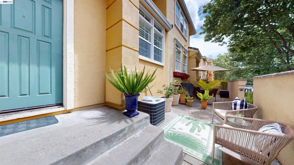 3412 Fitzsimmons Cmn