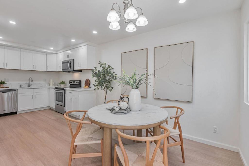 Properties 2 530 La Conner Drive 24