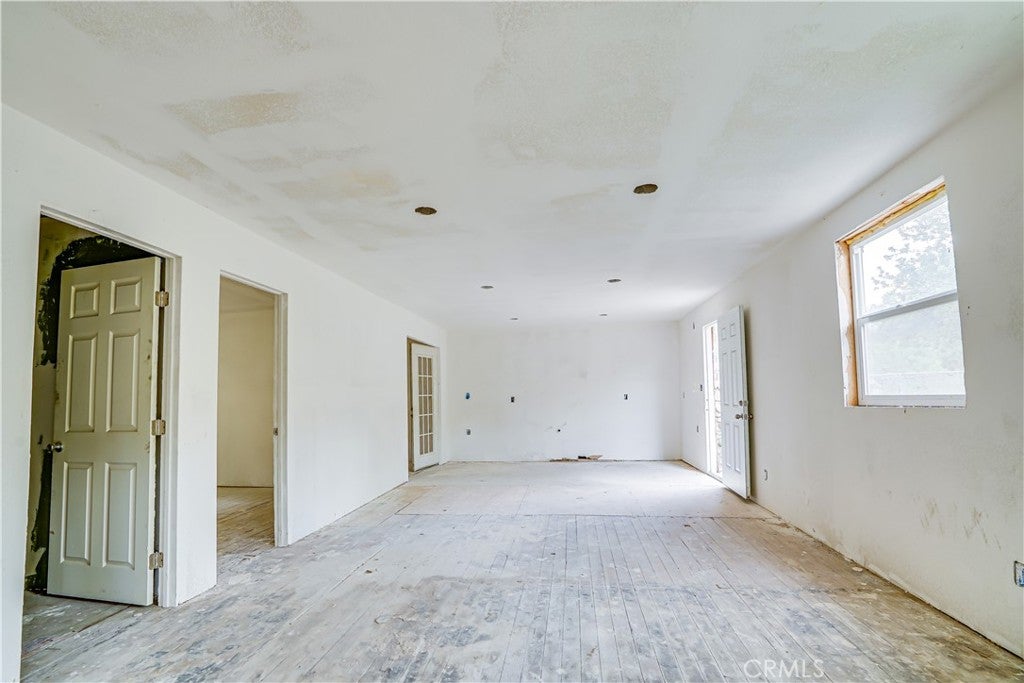 12055 Kagel Canyon