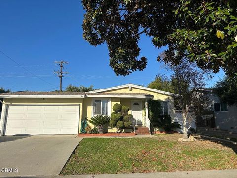 Photo of 3179 Porter Lane, Ventura, CA 93003 (MLS # V1-32745)