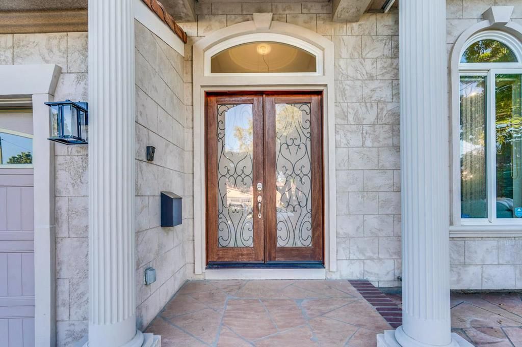 Photo of 1067 Avondale Street, San Jose, CA 95129 (MLS # ML82040281)