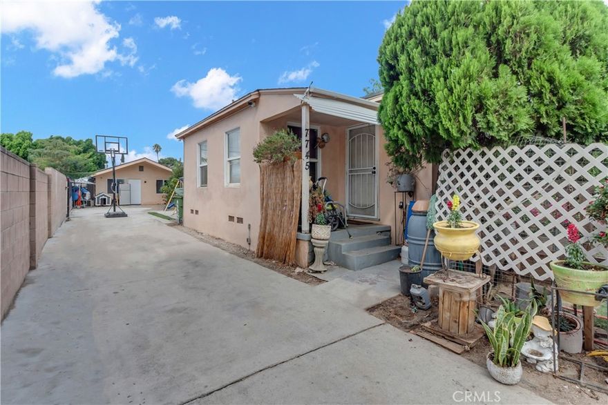 Welcome to this versatile property offering two beautifully maintained homes in the heart of North Hollywood.



The front house features 2 bedrooms and 1 bathroom, with a private grassy front yard perfect for gatherings or quiet evenings outdoors. A long driveway provides ample parking.



The rear ADU is a recently remodeled, spacious 3-bedroom, 2.5-bathroom home with central air and heat. Designed for modern living, it boasts generous square footage, a bright open layout, and has its own separate water, electrical, and gas meters—making it ideal for independent living or rental income.



Additionally, the detached garage offers potential for extra living space, a studio, or a home office. This property is ideal for multi-generational living, income opportunities, or anyone looking for flexibility and room to grow.