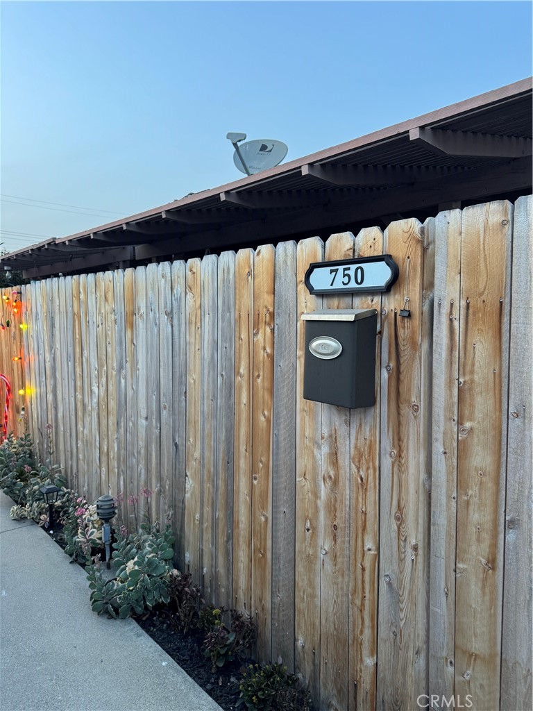 unknown - Residential Lease