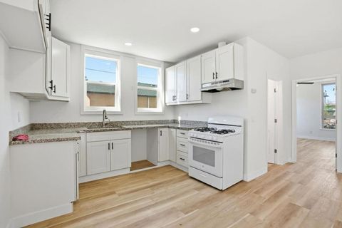 Photo of 345 S Pilgrim Street, Stockton, CA 95205 (MLS # ML82038200)