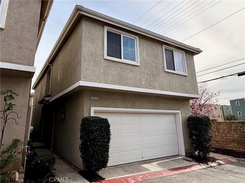 13522 Island Palms Sylmar CA 91342