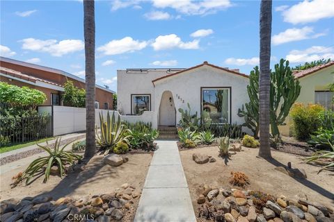 1612 E 65th Long Beach CA 90805