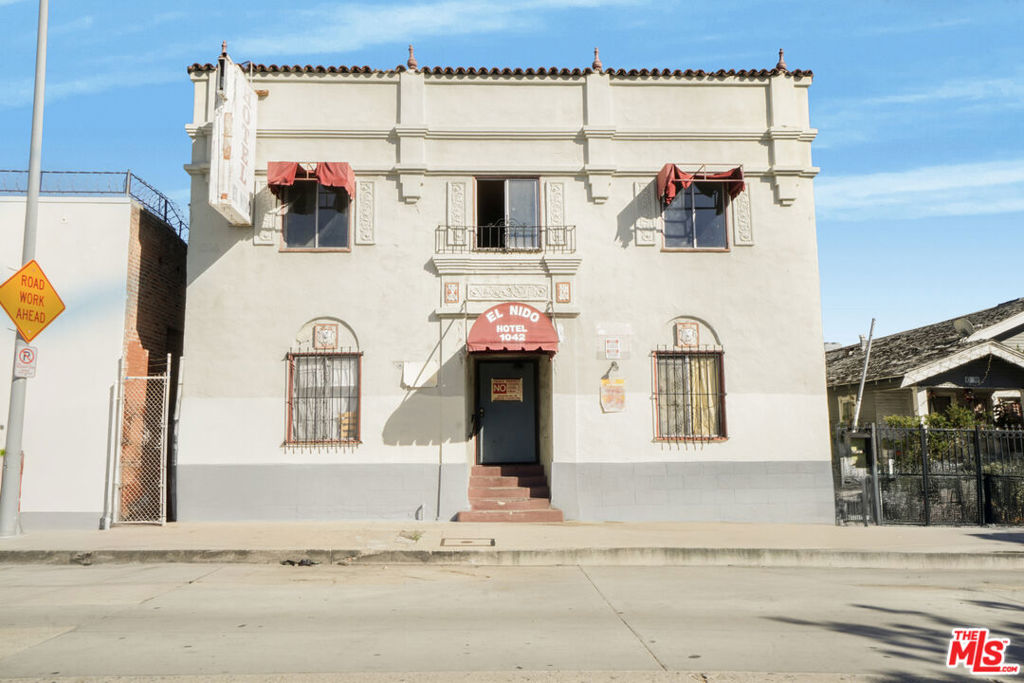 1042 Wilcox Avenue