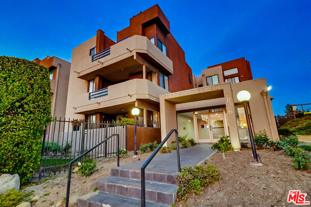 Photo 1 of 75 — 7826 Topanga Canyon Boulevard 210, Canoga Park, CA 91304
