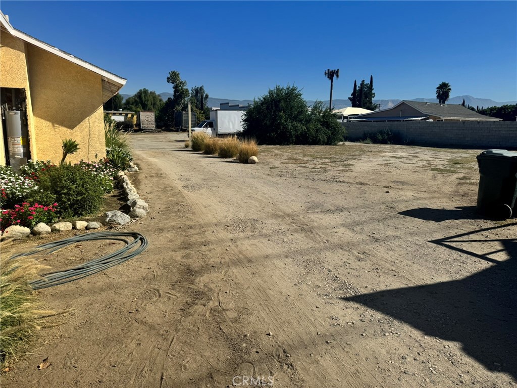 358 E Caroline Street