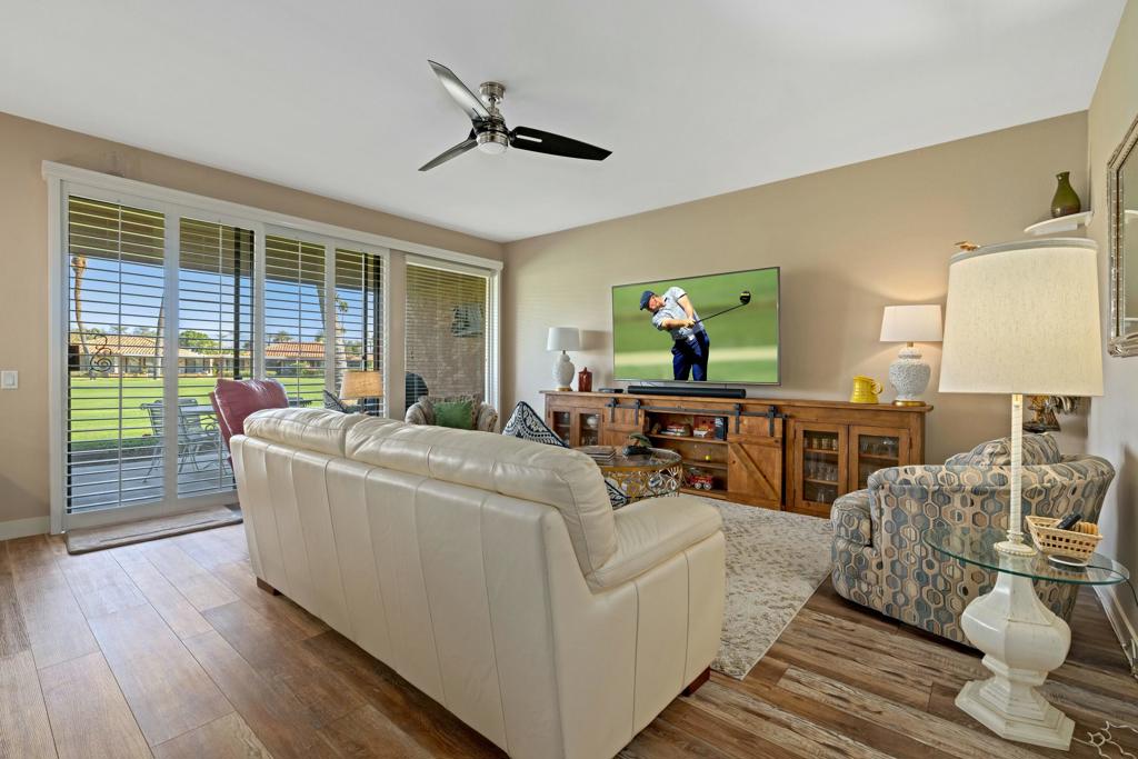 122 La Cerra Drive
