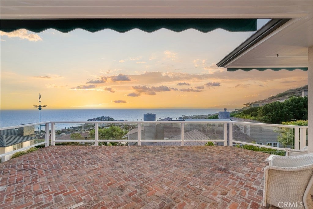 1109 Emerald Bay