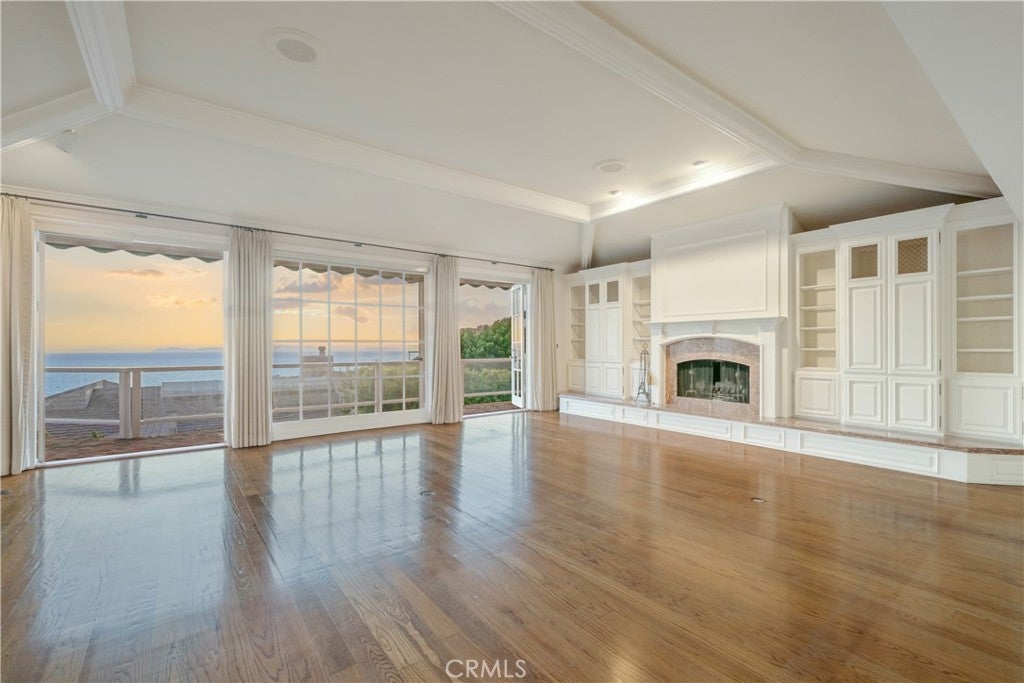 Photo of 1109 Emerald Bay, Laguna Beach, CA 92651 (MLS # LG26231139)