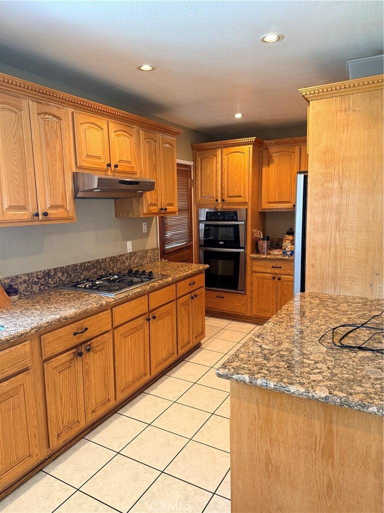 444 E Double Street