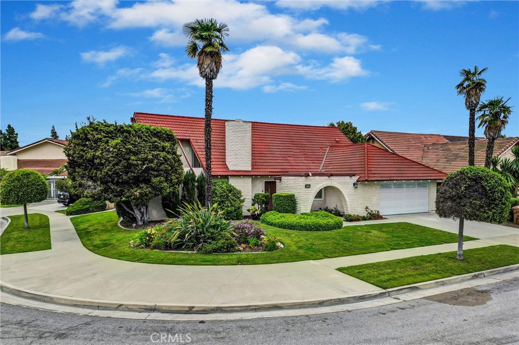 1340 S Scarborough Lane
