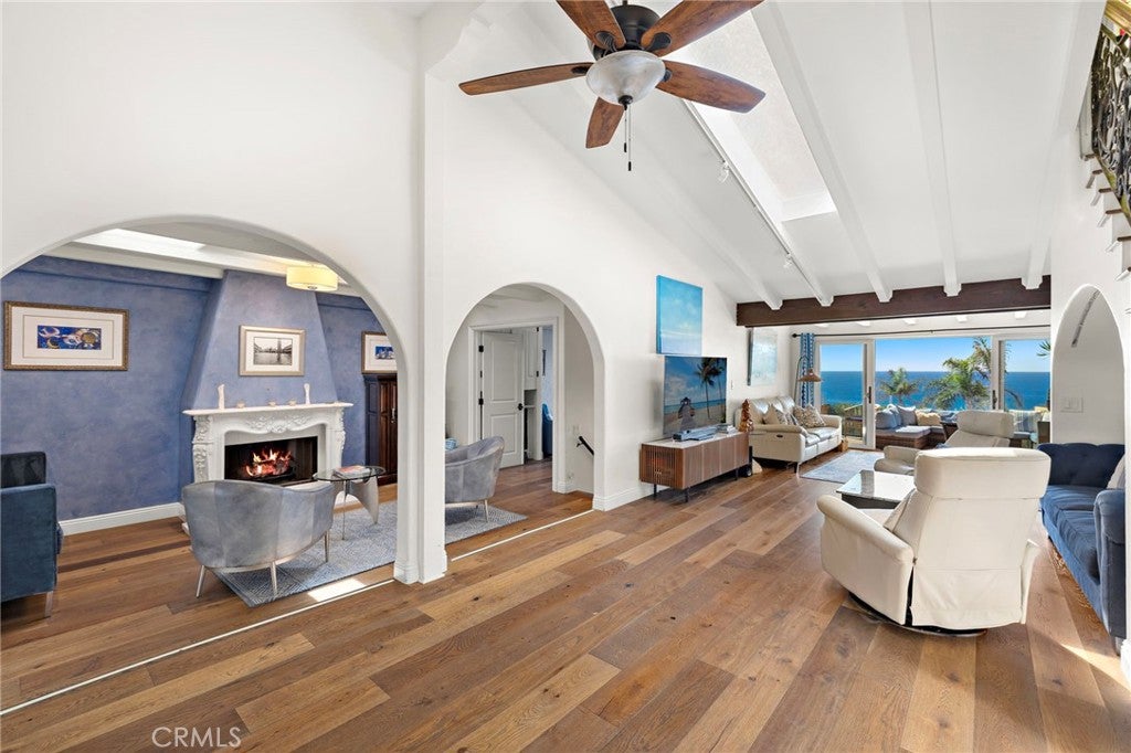 1953 S Coast Highway