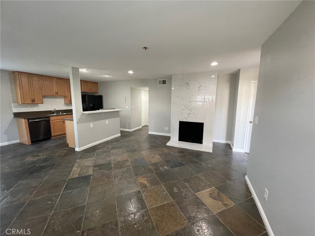 17572 Vandenberg Lane 01