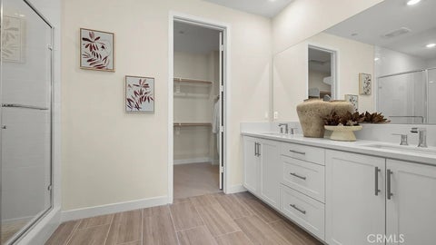 Tiny photo for 2014 Pyrenes Place, Santa Paula, CA 93060 (MLS # OC26214061)