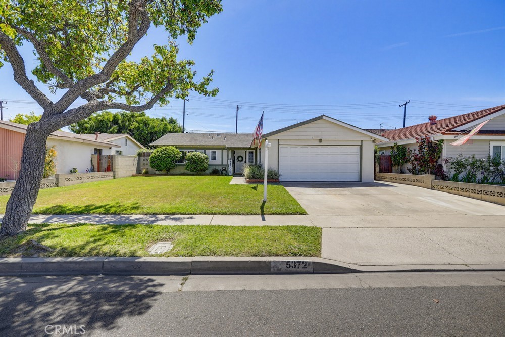 5372 Christal