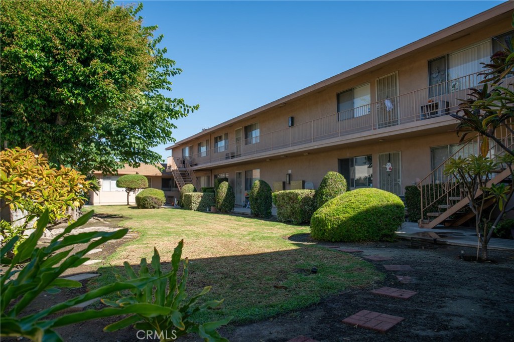 6430 Crescent Avenue