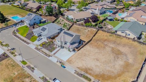 Tiny photo for 1921 Catahoula Court, Paso Robles, CA 93446 (MLS # PI26079863)