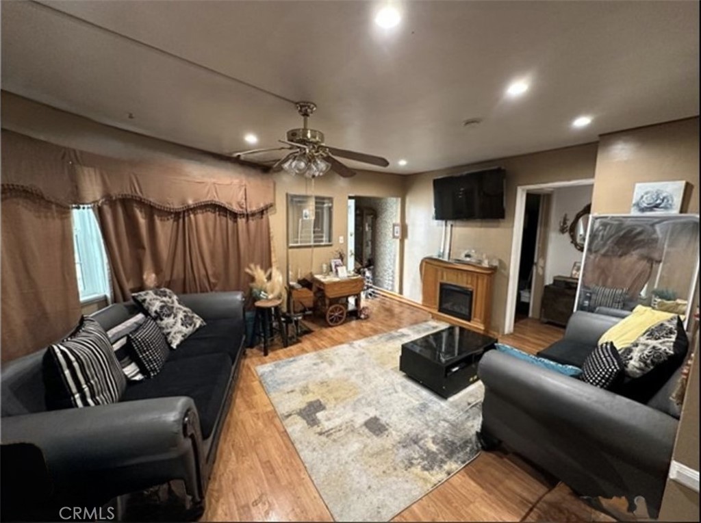 949 Dolores Drive