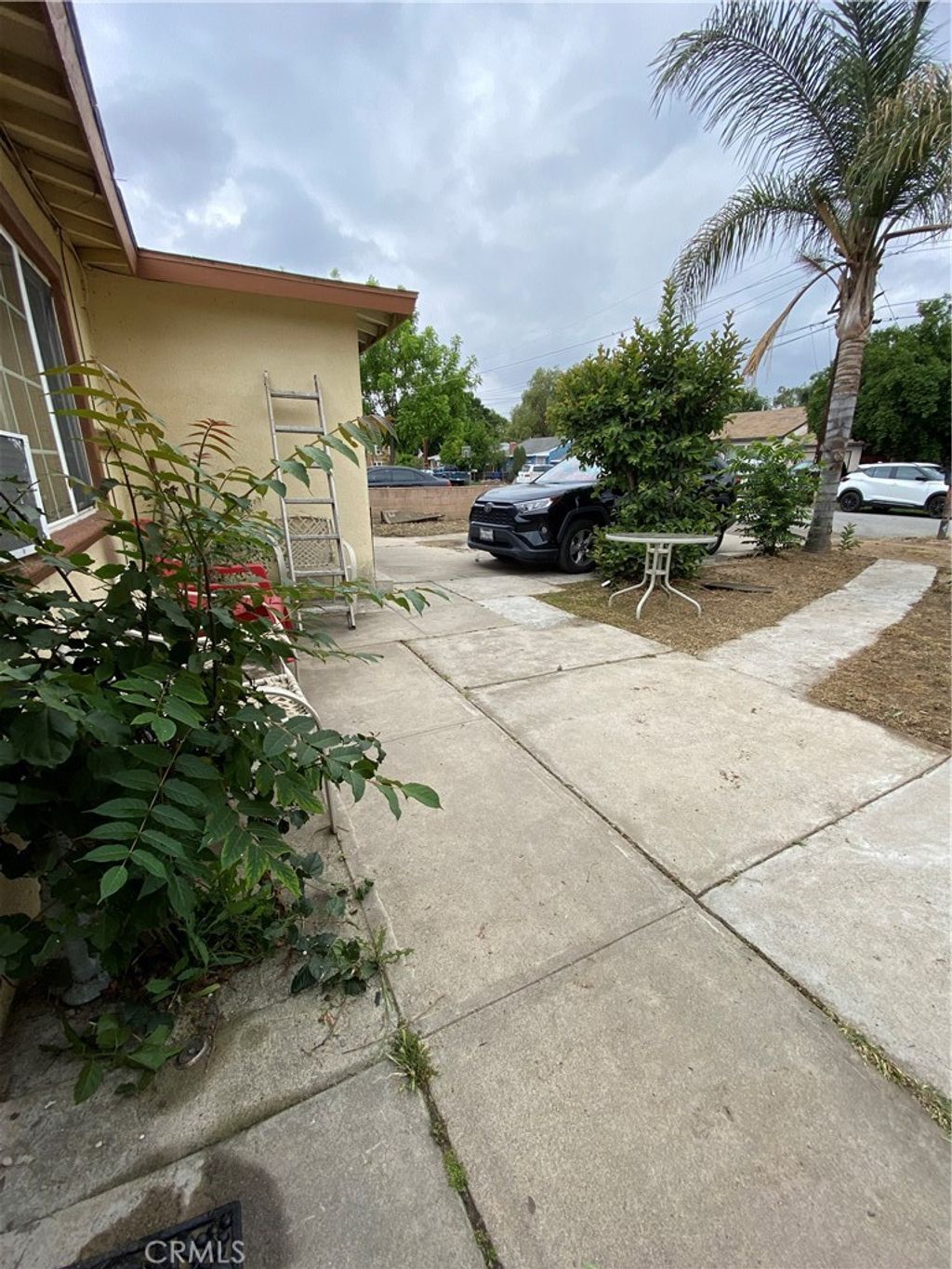 listing image 130722224870879170151
