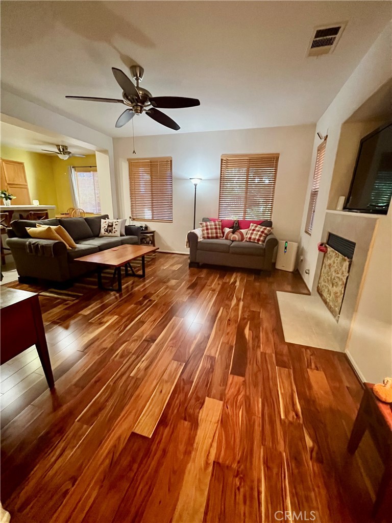 1483 Albillo Loop