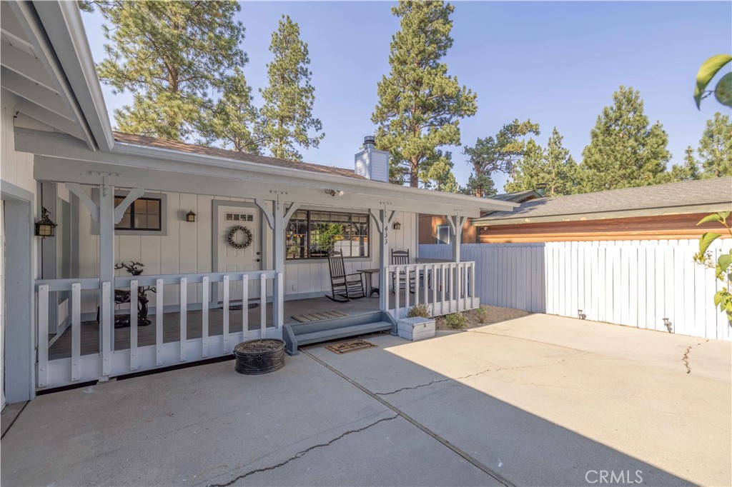 433 E Barker Boulevard