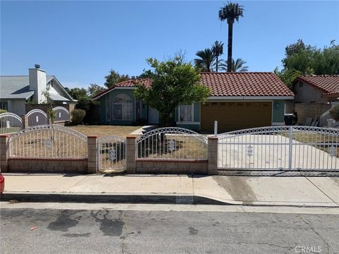 Photo of 1855 W 13th ST, San Bernardino, CA 92411 (MLS # IG26097198)