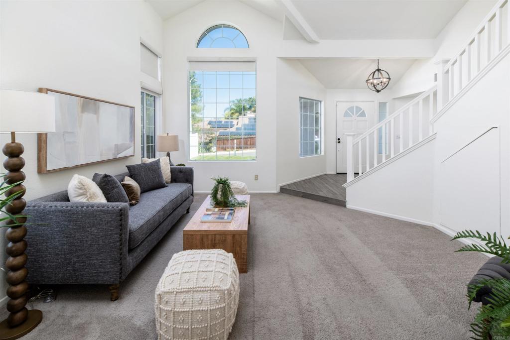 42059 Avenida Vista Ladera