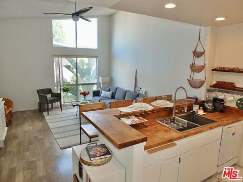 Photo of 826 Coriander Drive #C, Torrance, CA 90502 (MLS # 25622963)