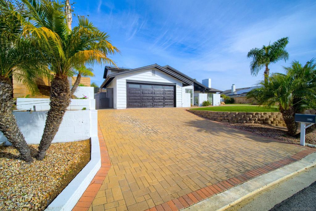 624 Nardito Ln
